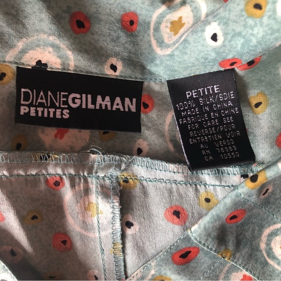 🔹2/$30🔹 Turquoise Patterned Button Up Tee - Picture 7 of 7